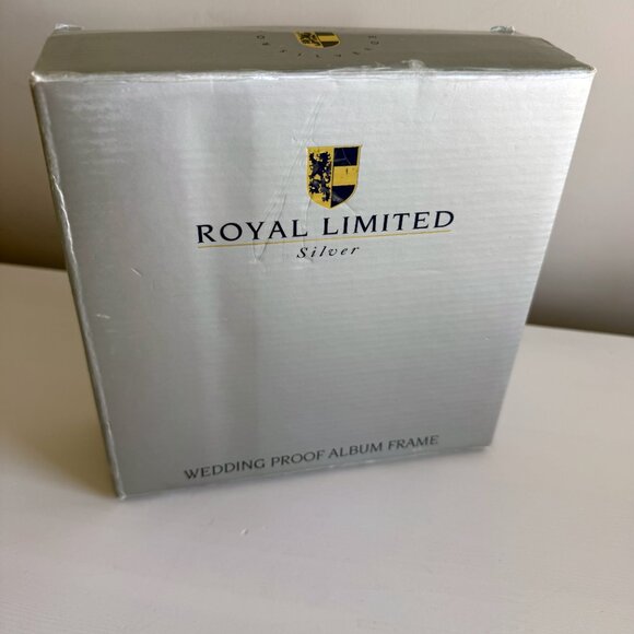 Royal Limited Silver Wedding Proof Album Frame – Vintage 1995, NIB - Picture 4 of 8